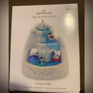 Hallmark 2010 Frosty Falls Ornament